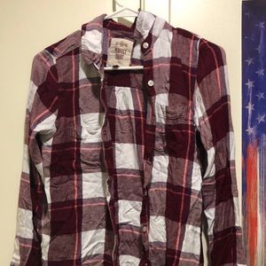 So “Perfect Shirt” Fall 2019 maroon flannel